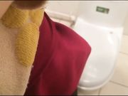 养生馆卫生间里和穿着性感所谓的上课老师啪啪