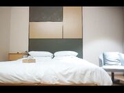 包臀裙肉丝这妹子好骚 手指猛扣骚穴 多种姿势爆操