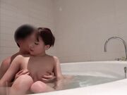 G罩杯淫乳大学生炮友按摩棒抽插自慰一面绝叫一面抽插中出做爱 02