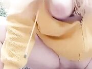 风骚少妇B狐狸到山上小树林啪啪大秀