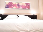 小宝寻花约了个肉肉身材丰满妹子 近距离特写口交上位骑坐后入猛操