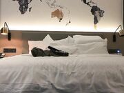 小宝寻花约白衣高颜值妹子床上骑坐摸奶抽插抬腿侧入猛操