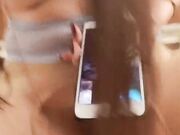 骚气少妇约三个男玩3P大力猛操上位骑乘抽插