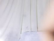 女主播【萌态尤物艾希2】性感抹胸裙激情脱衣舞两个道具一起玩喷水特写给你看-1