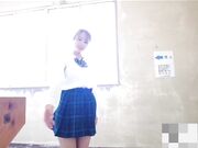 女子高校生と童貞卒業種付け中出し