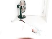 居家小夫妻摸逼后入爆草内射小穴