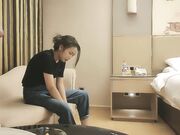 迎中秋约外围 兼职大三学生妹 苗条粉嫩美腿翘臀 小马哥天天干炮真敬业