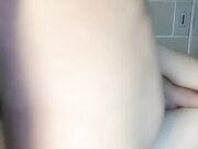 纯洁少女自慰抠逼淫水直流不过瘾约操鸡巴02