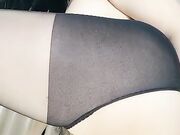 水汪汪丝袜人妻抬腿玩弄抽插喷水02