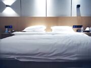 全国探花情趣装蹲着口交骑坐大力猛操呻吟诱人