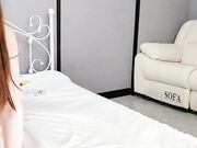 丰乳翘臀一字马让小哥双飞轮草无毛白虎逼