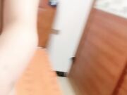 美少女黑色网袜骑乘操穴一视角正入操奶子直晃