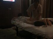 火遍全网美臀反差人妻 人间精灵 景区人前放肆露出 野战车震