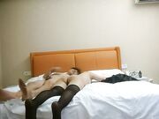 上个刚走又来美女  这个比较骚  肉丝大屁股翘起吃屌 各种姿势轮番操1