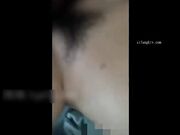 真实乱伦纪实！老色胚舅舅和外甥女乱伦被他操吐了！代价就是帮她换个四千块的手机