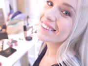 华丽的乌克兰宝贝被两只大鸡巴双重插入