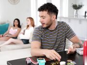 用你的精液来换取你的快乐