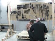 瑜伽辣妹和性爱玩偶激情玩耍