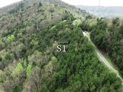 離島に転任した女教師はいい年して水着着させられ谷間まる出しで廻される 1