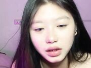 新人下海甜美少女 和小男友激情操逼