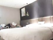 文轩探花深夜壹哥上场约了个短裙少妇啪啪 特写口交床边抽插上位骑坐大力猛操