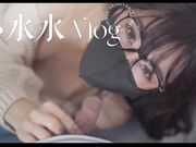 和室友一起复习考试，她竟然没有穿内裤，撕开丝袜把她干到高潮喷水