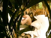 旅馆绿叶房偷拍少妇和情夫偷情搞完一次休息一会再来一炮