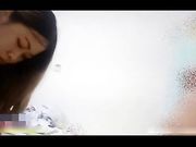 HD-720pの暑假賓館約啪大二小師妹 假裝經驗老道套套都不會帶 舔硬雞巴壓於身下抽插(完整版)