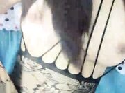 好久没见到这么完美的大车灯了 00后美女 乳浪阵阵情趣黑丝