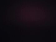 两个社会小哥酒店约炮工厂少妇3P