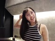 乖巧可爱眼镜娘为男友服务被操爽了