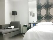 肉感肥臀骚女 短裙69姿势扣穴 抗腿猛操把套被发现 一顿安抚再继续操