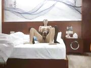 裹胸衣瑜伽裤身材前凸后翘白皙光滑 销魂肉体爱抚挑逗硬邦邦 开档黑丝玩弄啪啪