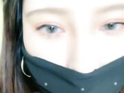 颜值不错大耳环长发妹子双人秀 全身推油摩擦逼逼洗澡再啪啪上位后入抽插