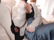 饥渴nana未能经受住肉棒的引诱