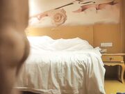 两选一双飞吃不消 大姐被小伙操的娇喘连连！