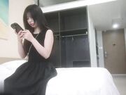 酒店约炮19岁青春美少女肤白貌美听话近距离吃吊各姿势展现抽插