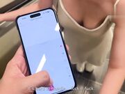 在公共场所用震动棒调情后 在试衣间里狂野做爱