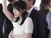 既是圣职者又是电车痴汉俘虏的女教师1