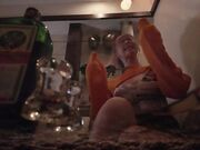 与辣妹喝酒超开心 还带点色色的感觉1