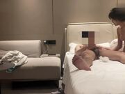 妹妹非常的瘦，身体很敏感操一下就叫，很听话叫换姿势没有一点怨言