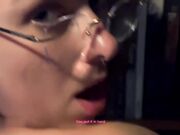 我嫂子叫我玩电子游戏 一直骑到她射在我的鸡巴上高潮