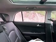 暴雨天与小姨子在车里激情做爱无套内射肥美馒头穴