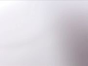 活泼可爱的骚货穿好开档黑丝让你随意玩弄享用嫩穴