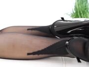 三合一跨种族性爱惊喜被黑鸡巴干翻骚穴