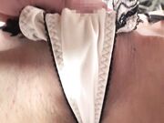 纤细巨乳美少女在连续高潮中丧失理性1