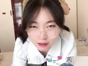 老师参加淫乱聚会聚众淫乱扑克游戏吃安眠药做爱模拟迷奸