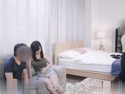 女友出差不在被她的好闺蜜莉娜勾引缠绵两天一夜