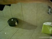 高跟美眉尿的很急像喷泉一样