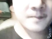 半夜驱车到郊外和白虎小太妹户外3P